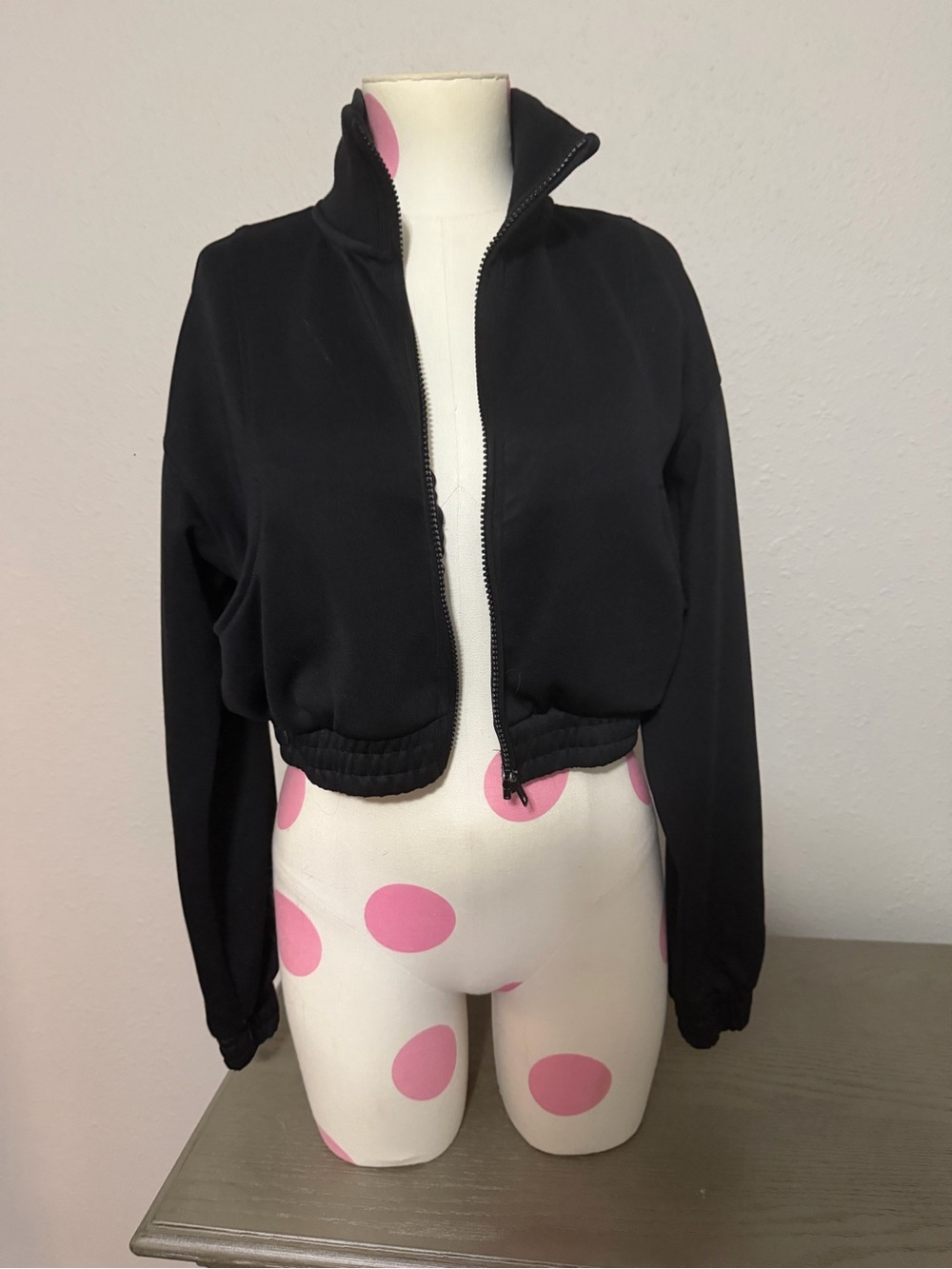 H&M Move Cropped Jacket size S